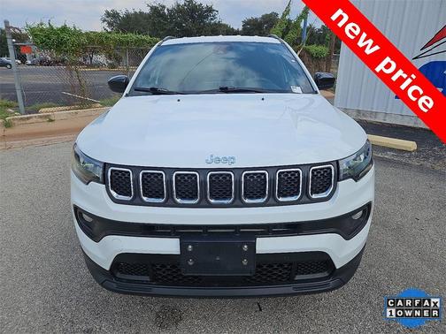 2023 Jeep Compass Latitude Lux
