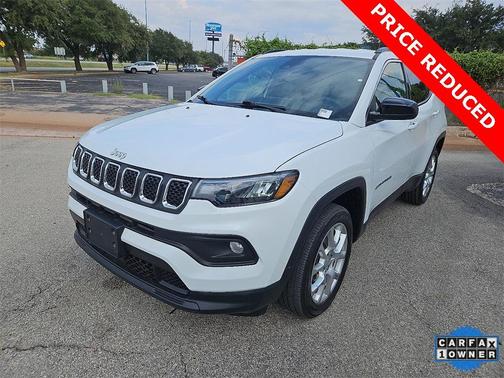2023 Jeep Compass Latitude Lux
