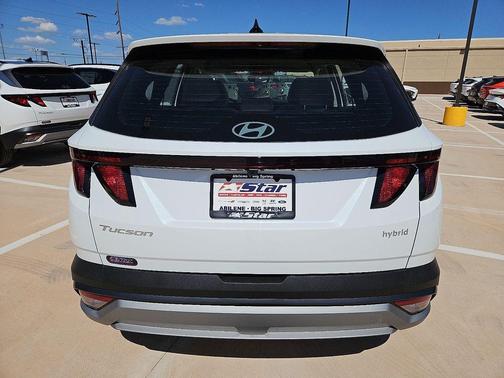 Pearl 2026 Hyundai TUCSON Hybrid SE