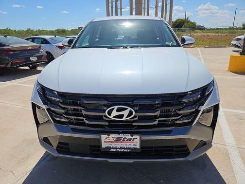 Pearl 2026 Hyundai TUCSON Hybrid SE