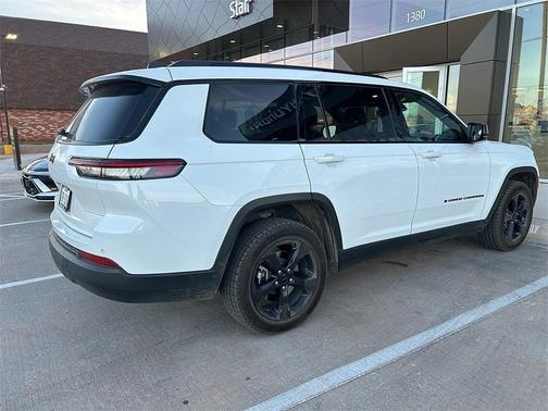 2023 Jeep Grand Cherokee L Laredo
