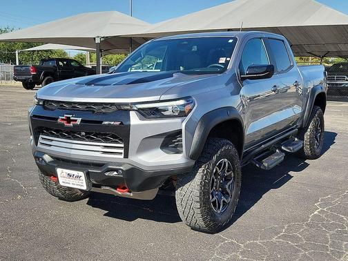 Sterling Gray Metallic 2024 Chevrolet Colorado ZR2
