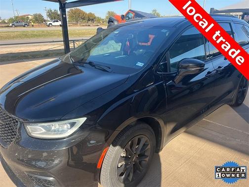 2021 Chrysler Pacifica Touring-L