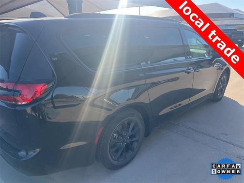 2021 Chrysler Pacifica Touring-L