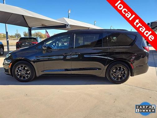 2021 Chrysler Pacifica Touring-L