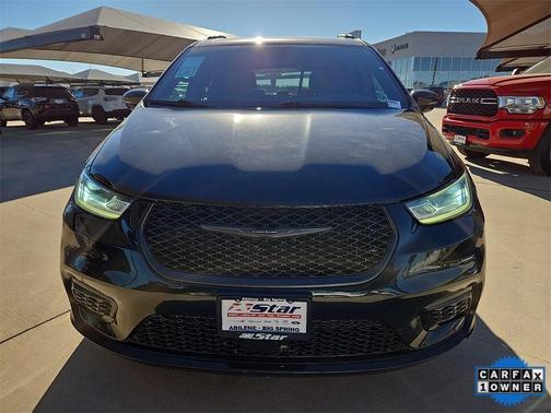 2021 Chrysler Pacifica Touring-L