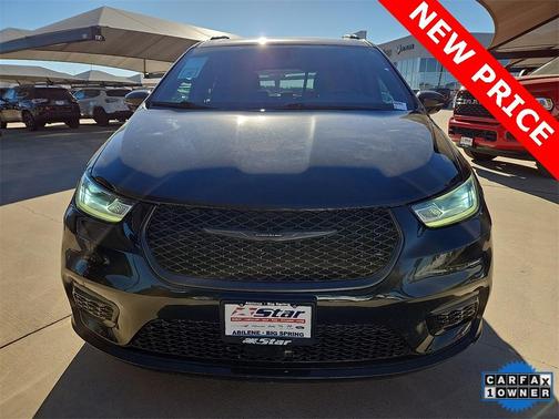 2021 Chrysler Pacifica Touring-L