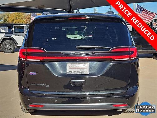2021 Chrysler Pacifica Touring-L