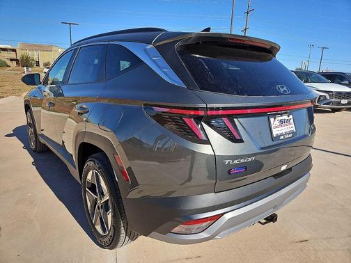 2026 Hyundai TUCSON Hybrid SEL Convenience