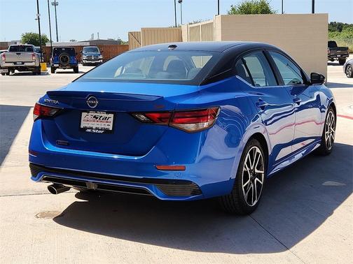 2025 Nissan Sentra SR