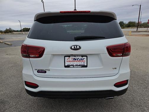 2019 Kia Sorento LX