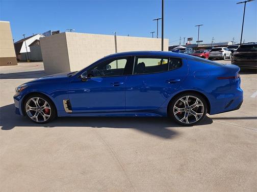 2019 Kia Stinger GT2