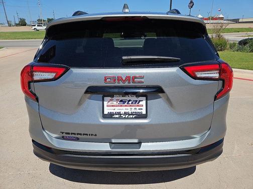 Sterling 2024 GMC Terrain SLE