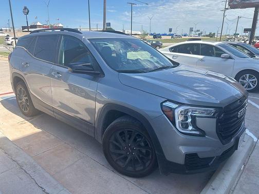 Sterling 2024 GMC Terrain SLE