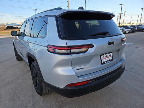 2024 Jeep Grand Cherokee L Laredo