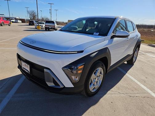 2026 Hyundai KONA SE