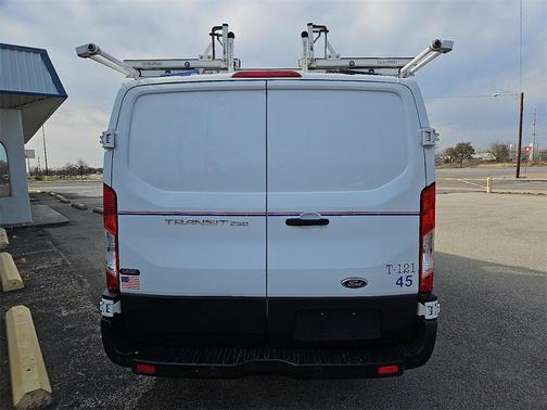 2015 Ford Transit-250 Base