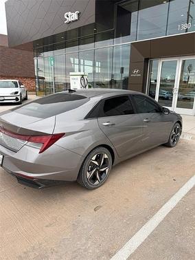 2023 Hyundai ELANTRA HEV Limited