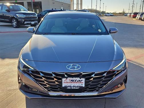 2023 Hyundai ELANTRA HEV Limited