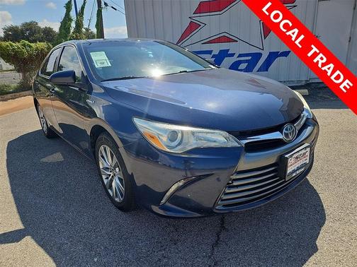 2016 Toyota Camry Hybrid XLE