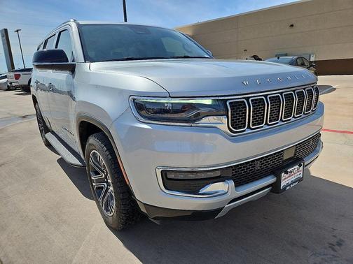 Silver Zynith 2024 Jeep Wagoneer Series II