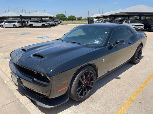 Pitch Black Clearcoat 2023 Dodge Challenger SRT Hellcat
