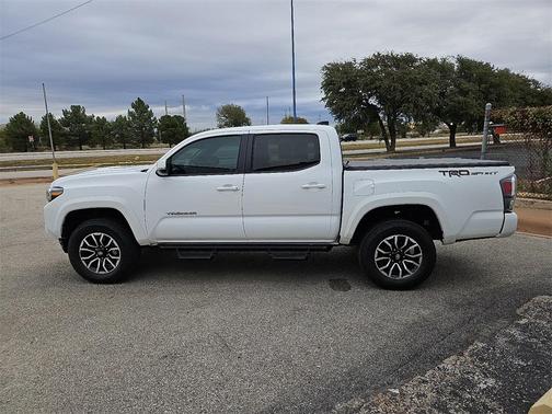 2021 Toyota Tacoma TRD Sport