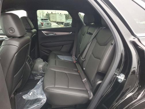 2025 Cadillac XT5 Luxury