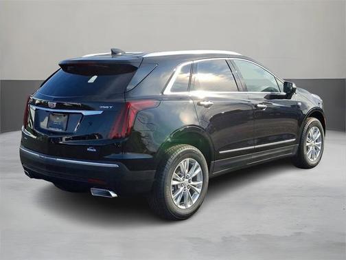 2025 Cadillac XT5 Luxury