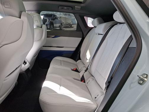 2026 Cadillac OPTIQ Premium Sport