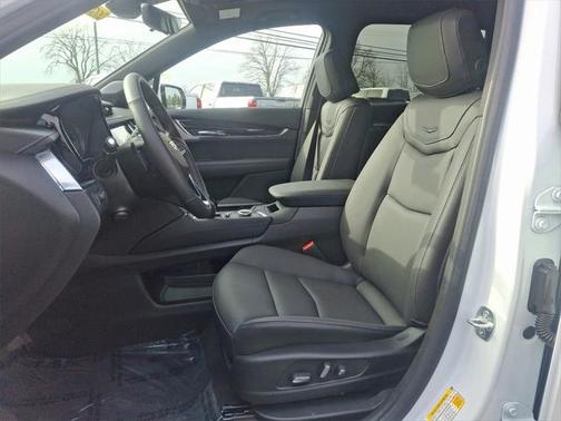 2025 Cadillac XT6 Premium Luxury AWD