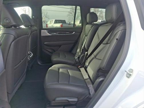 2025 Cadillac XT6 Premium Luxury AWD
