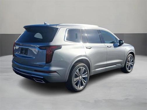 2025 Cadillac XT6 Premium Luxury AWD