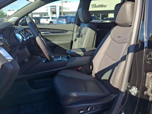 2025 Cadillac XT6 Premium Luxury AWD