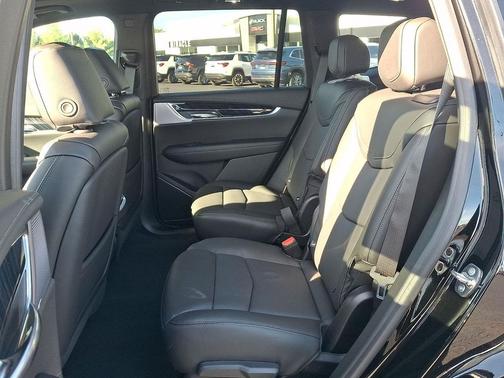 2025 Cadillac XT6 Premium Luxury AWD