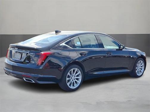 2022 Cadillac CT5 Luxury RWD