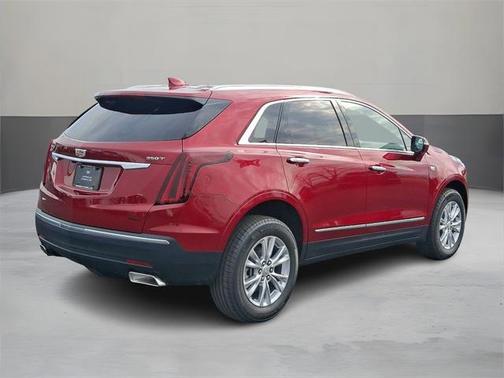 2025 Cadillac XT5 Luxury