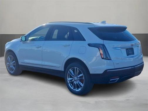 2025 Cadillac XT5 Sport