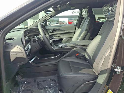 2026 Cadillac LYRIQ Premium Sport