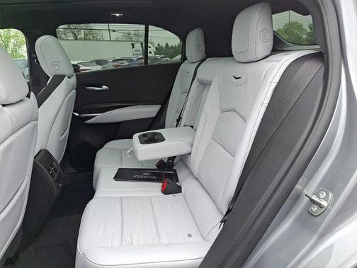2025 Cadillac XT4 Sport
