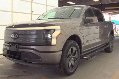 2023 Ford F-150 Lightning LARIAT