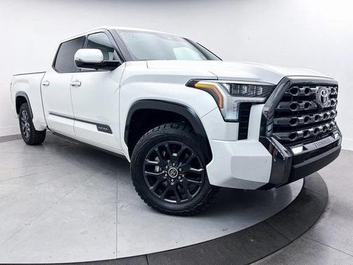2022 Toyota Tundra Platinum