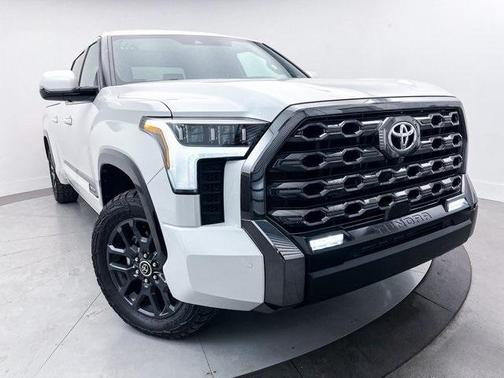 2022 Toyota Tundra Platinum