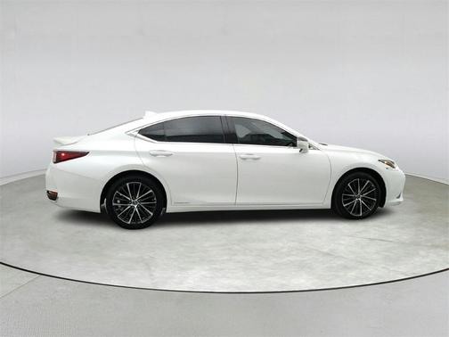 2022 Lexus ES 300h 300H