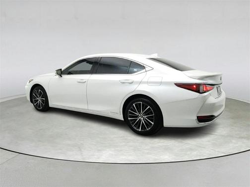 2022 Lexus ES 300h 300H