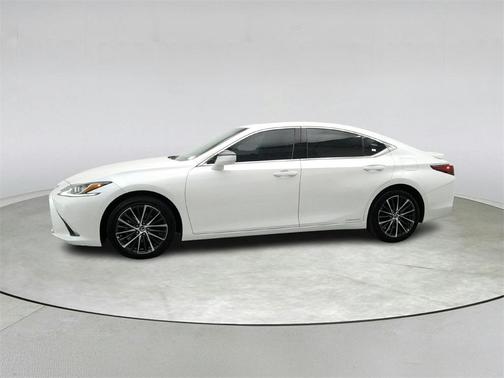 2022 Lexus ES 300h 300H
