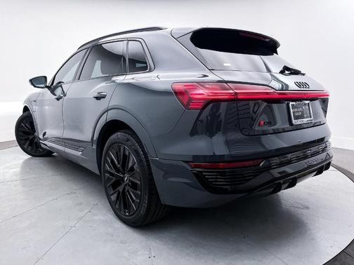 2024 Audi Q8 e-tron Premium