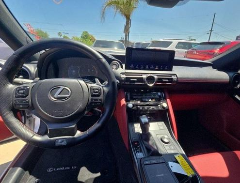 2022 Lexus IS 500 F SPORT Performance