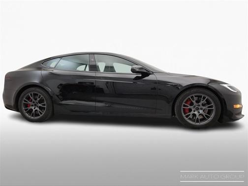 2024 Tesla Model S Plaid