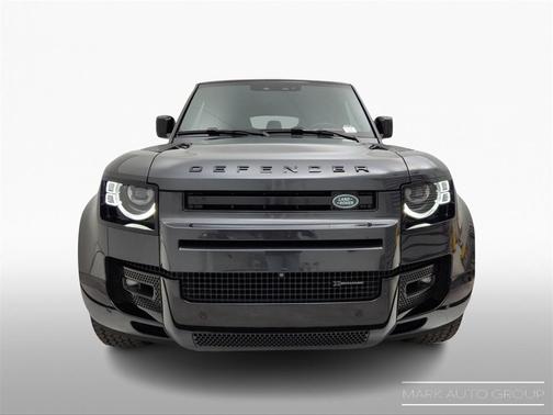 2023 Land Rover Defender X-Dynamic SE